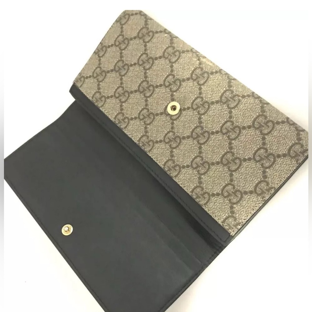 Authentic GUCCI GG Supreme PVC Long Bifold Wallet - Picture 6 of 14